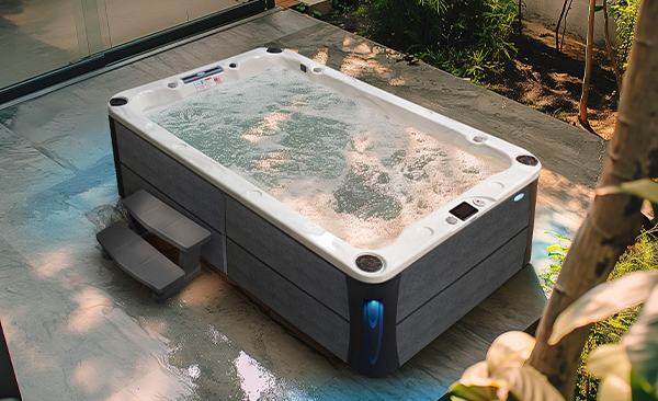 Deck Series Southaven hot tubs for sale